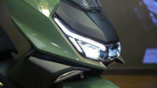 Tin xe hot mùng 5 Tết: Dân tình đổ xô săn đón 'vua xe ga' 150cc mới của Honda, giá rẻ 56 triệu đồng