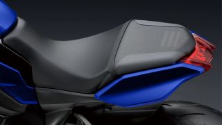 Suzuki ra mắt ‘huyền thoại côn tay’ mới chất hơn Honda Winner X: Đẳng cấp vượt thời gian, giá dễ mua