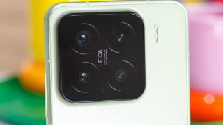 Giá đập hộp Xiaomi 15 tháng 5: Cực rẻ, dễ mua, vua camera 3 mắt Leica, iPhone 16 Pro Max cũng lép vế