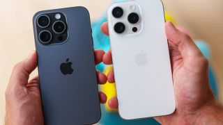 Quái vật hiệu năng nhỏ gọn iPhone 15 Pro giảm kỷ lục 17 triệu, trang bị xịn vẫn đủ sức so kè Galaxy S25 Ultra