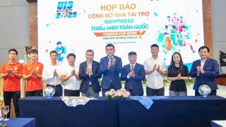 Công Phương sát cánh cùng thủ quân ĐT Việt Nam ở giải đấu đặc biệt