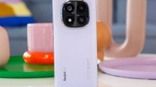 Vua nhiếp ảnh tầm trung Redmi Note 14 Pro+ giá hơn chục triệu, trang bị xịn chẳng kém Galaxy S25 Ultra