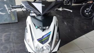 Hạ đo ván Honda SH Mode, ‘vua xe ga’ 125cc mới của Yamaha về đại lý giá 28 triệu đồng rẻ hơn Vision