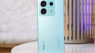 Redmi Note 13 Pro 5G rẻ thủng sàn tháng 5/2025, chèn ép iPhone 16 át vía vua tầm trung Galaxy A56 5G