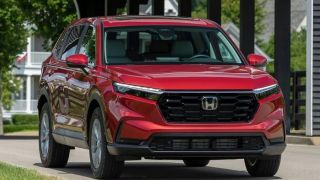 Giá lăn bánh Honda CR-V đang siêu rẻ cuối tháng 5/2025, quyết lật đổ sự thống trị của Mazda CX-5