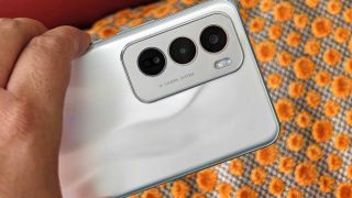 Giá OPPO Reno12 5G cực rẻ cuối tháng 5, màn hình xịn bỏ xa iPhone 16, camera cao cấp như Galaxy S25