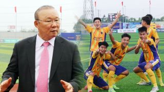 Đội bóng của HLV Park Hang-seo 'tự bắn vào chân', người hùng World Cup trả giá đắt