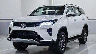 Giá lăn bánh siêu rẻ cuối tháng 5/2025, Toyota Fortuner dễ hạ gục Ford Everest và Hyundai Santa Fe