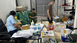 Hà Nội: Thu giữ 3.500 sản phẩm là dầu gội, kem chống nắng, kem dưỡng da không rõ nguồn gốc xuất xứ