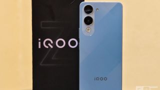 Vua pin trâu giá rẻ iQOO Z10 Lite ra mắt, ngoại hình đẹp như iPhone 16, camera xịn như Galaxy S25