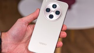 OPPO Find X8 giá cực dể mua đầu tháng 6: Camera chuyên gia Hasselblad xịn sò át vía Galaxy S25 Ultra