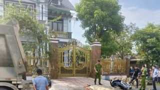 Hiện trường ám ảnh người đàn ông tử vong trước căn biệt thự ở Phú Thọ, tiết lộ nguyên nhân vụ việc