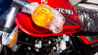 Tin xe máy 27/6: Đại lý Suzuki mở bán ‘huyền thoại côn tay’ 125cc đẹp long lanh giá rẻ 39 triệu đồng