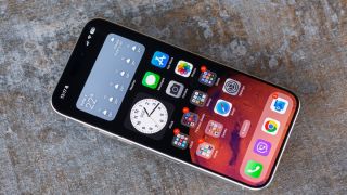 iPhone 15 Pro Max rẻ cháy sàn, trang bị không chênh iPhone 16 Pro Max nhiều tiết kiệm 3 triệu đồng