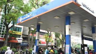 Giá xăng dầu hôm nay 3/7: Trong nước giảm 'ác liệt' từ 15h chiều, xăng chỉ còn hơn 19.000 đồng/lít?