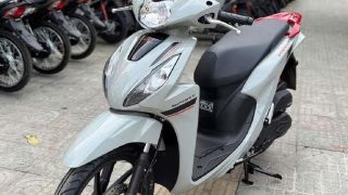 Bảng giá xe Honda Vision 2025 tháng 7/2025 giảm cực mạnh: Hút khách hơn cả LEAD và SH Mode vì quá rẻ