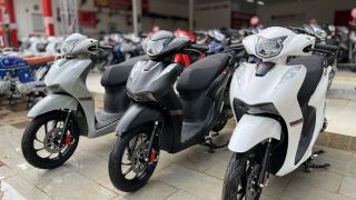 Tin xe cuối tuần: Cận cảnh ‘SH phiên bản bình dân’ vừa cập bến đại lý Việt Nam, giá 23,5 triệu đồng
