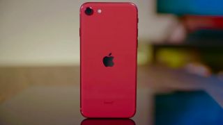 iPhone SE 2020 chưa đầy 3 triệu, vẫn mạnh như iPhone 11 Pro Max, camera sắc nét, vua máy phụ giá rẻ