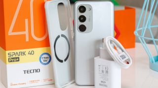 Mở hộp, đánh giá Tecno Spark 40 Pro+: Mỏng nhẹ như dao cạo, màn hình cong siêu mượt, giá dưới 6 triệu