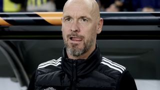 Cay đắng rời Manchester United, HLV Ten Hag gọi Zidane là 'đồ rác rưởi' vì lí do khó tin
