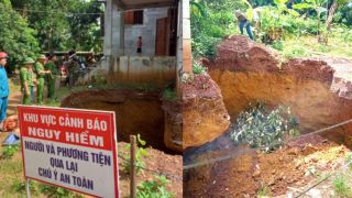 Xuất hiện ‘hố tử thần’ sâu 8m khoét vào móng nhà, dân Phú Thọ lo sợ ‘mất trắng’