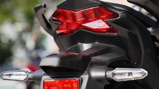 Tin xe cuối tuần: Honda ra mắt 'ông hoàng côn tay’ 185cc mới giá 64 triệu đồng, hạ bệ Yamaha Exciter