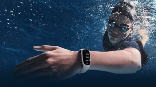 Nên mua ngay vòng đeo tay Mi band 10 Ceramic: Vật liệu cao cấp, pin trâu, giá săn sale chỉ hơn 1 triệu đồng