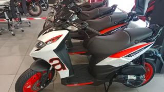 Quên Honda SH đi, ‘vua xe ga’ 175cc mới của Ý ra mắt với giá 38 triệu đồng, rẻ như Vision mà có ABS