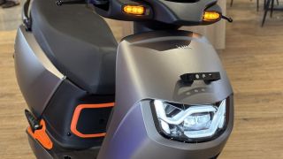 Quên Honda Vision đi, ‘xe ga quốc dân’ mới đẹp hơn cả SH Mode và LEAD về đại lý, giá 15,8 triệu đồng