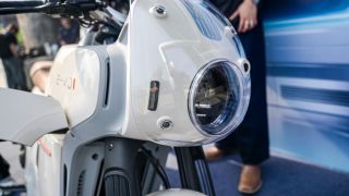 ‘Xe máy quốc dân’ mới của Honda sắp về Việt Nam: Có phanh ABS, màn cực to 7 inch, đại lý đã nhận cọc