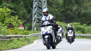 Công nghệ YECVT độc quyền trên Yamaha NVX: Tăng tốc êm ái, đổ đèo vững vàng 