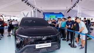 Cơ hội đổi từ xăng sang điện cho tài xế dịch vụ tại ‘Ngày hội xanh - Thu xe xăng, Lên đời xe xanh’