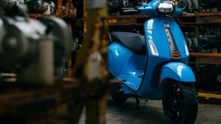 Tin xe trưa 1/8: ‘Ông hoàng xe ga’ của Ý ra mắt với giá hấp dẫn, thiết kế đẹp hơn Honda SH, có ABS
