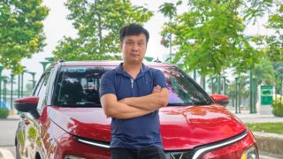 Chủ xe VinFast VF 5 sau 2 năm sử dụng: ‘Không khói bụi, tiết kiệm, dùng rẻ ngang xe máy’
