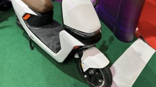‘Xe điện quốc dân’ mới chính thức lộ diện giá 3,2 triệu đồng: Đẹp ngang ngửa Honda Vision và SH Mode