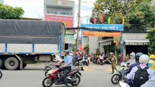 Tình tiết đau lòng vụ 2 mẹ con tử vong sau va chạm với xe tải ở TP.HCM trên đường đi tìm nhà trọ