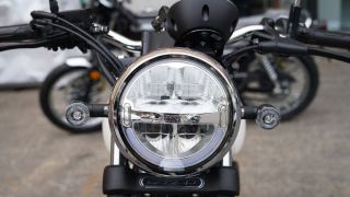 Tin xe 3/9: Honda ra mắt ‘huyền thoại côn tay’ mới giá 37 triệu đồng, có ABS như Winner X và Exciter