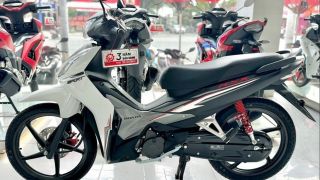 Bảng giá xe Honda Wave RSX FI tháng 9/2025 giảm siêu mạnh: Dân tình săn đón hơn Wave Alpha và Future