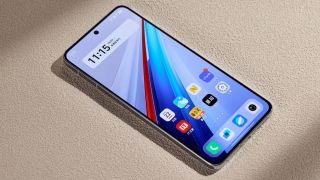 Điện thoại cao cấp giá bán siêu hời, iQOO 15 với màn hình 2K, sạc nhanh 100W khiến iPhone 'hít khói' 