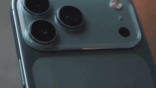 Video mở hộp iPhone 17 Pro Max đầu tiên và loạt màu sắc mới trước giờ 