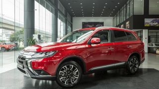 Giá xe Mitsubishi Outlander đầu tháng 9/2025 giảm cực mạnh, ‘phế truất’ cả Honda CR-V và Mazda CX-5
