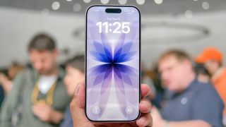 3 thay đổi sẽ giúp iPhone 17 trở thành vua doanh số, đánh bại cả Galaxy S25 bên cạnh mức giá rẻ