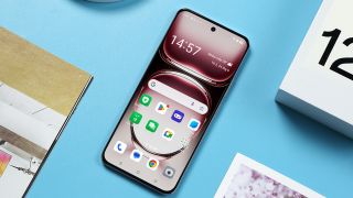 OPPO Reno12 5G giá dưới 9 triệu, thiết kế đẹp như Galaxy S25, trang bị đỉnh chóp