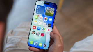 iPhone 17 dính lỗi nghiêm trọng với Apple Intelligence, Apple chưa hẹn ngày khắc phục