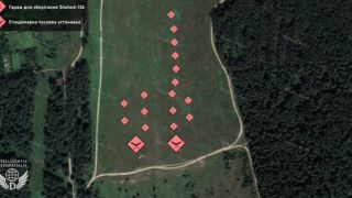 Vệ tinh hé lộ Nga xây hàng loạt nhà chứa UAV sát biên giới Ukraine: Nguy cơ tấn công UAV quy mô lớn