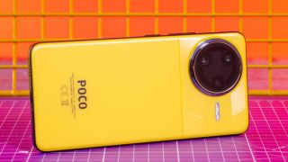 Vua gaming giá rẻ của Xiaomi bất ngờ để lộ camera khủng, mạnh hơn cả iPhone 17