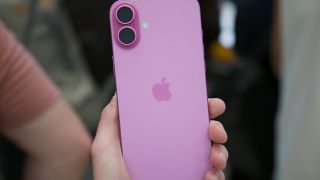 Hơn 18 triệu đã có thể đập hộp iPhone 16 đang rẻ hơn iPhone 17 tới 6 triệu, trang bị không kém nhiều