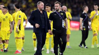 Malaysia 'nội chiến' sau án phạt của FIFA, kình địch ĐT Việt Nam chuẩn bị thay tướng?