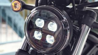 Tin xe máy 13/10: ‘Huyền thoại côn tay’ mới của Honda ra mắt, thiết kế chất hơn Winner R, giá dễ mua