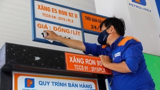 Giá xăng dầu hôm nay 14/10: Bật tăng trở lại sau chuỗi ngày giảm không phanh